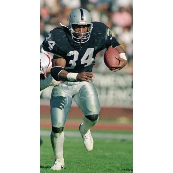 Bo Jackson (Nike)-(Raiders)-(Jersey)-(New Cond.)-(XL)-$110 - Picture 4 of 9